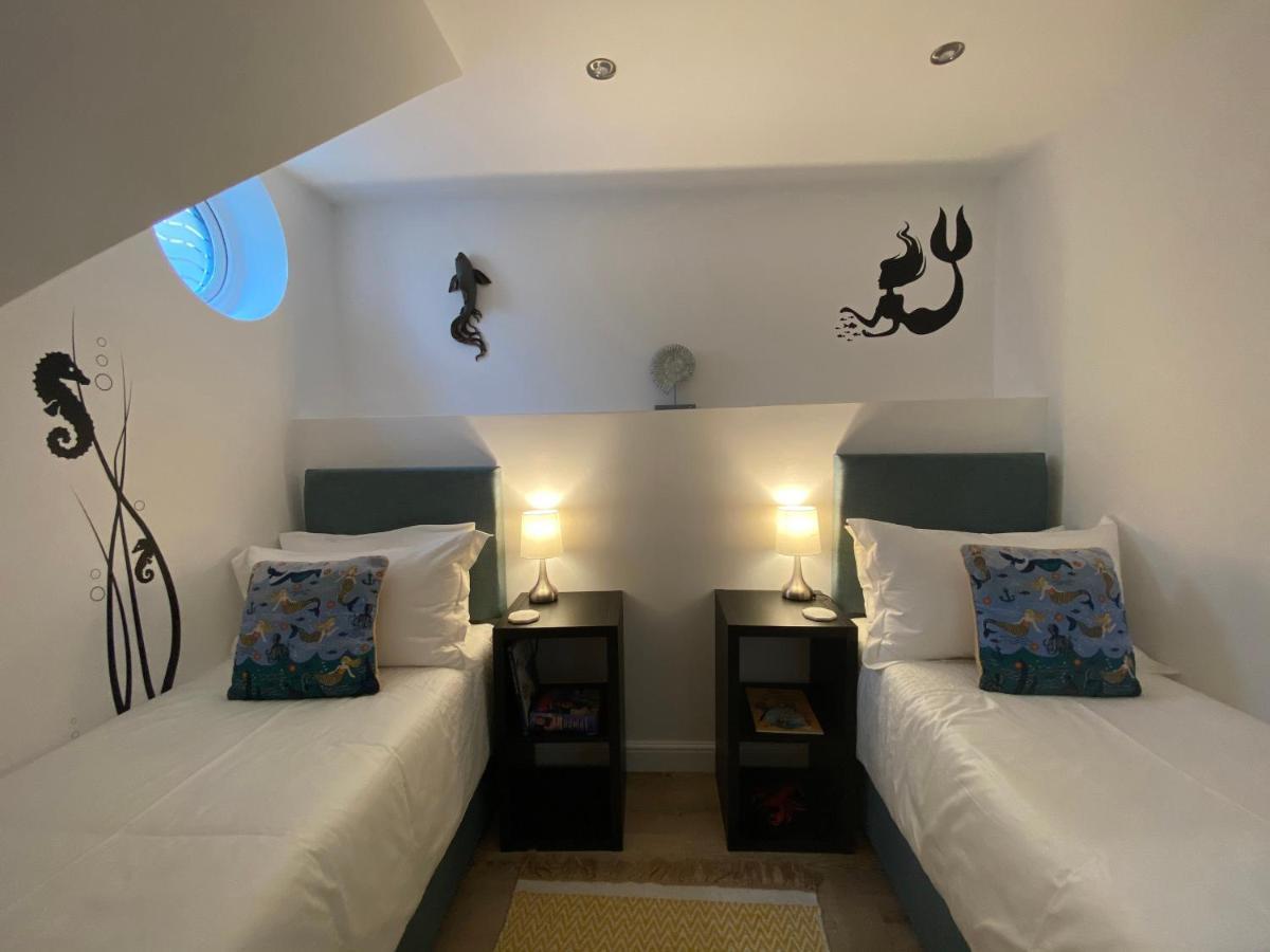 Casa vacanze Starboard Side - Ideal Seaside Getaway With Parking *